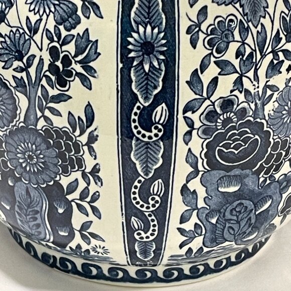 BOCH for ROYAL SPHINX DELFTS Genuine Vintage Porcelain Vase, Floral Blue & White - Picture 2 of 11